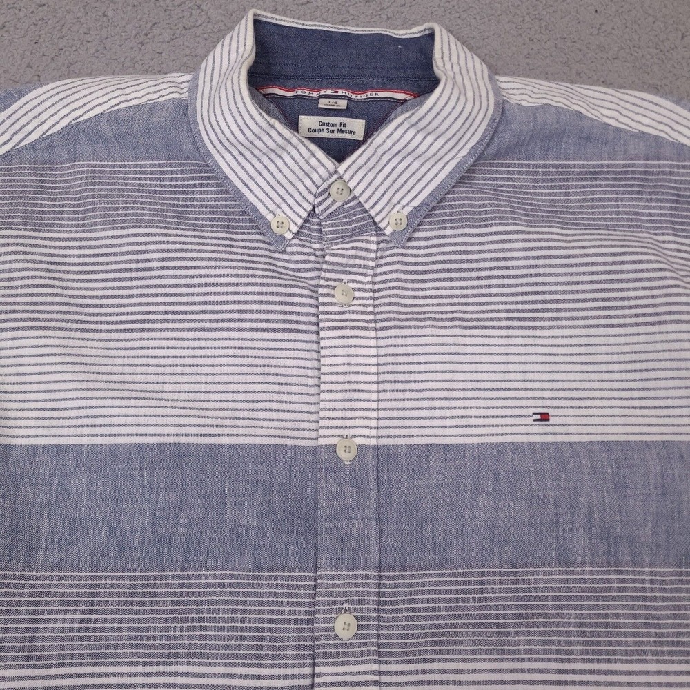 Tommy Hilfiger Shirt Mens Large Blue White Striped Custom Fit Button Up Chambray